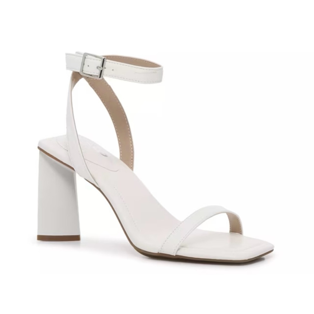 Mix No. 6 Alyanna Sandal in White | Size 8